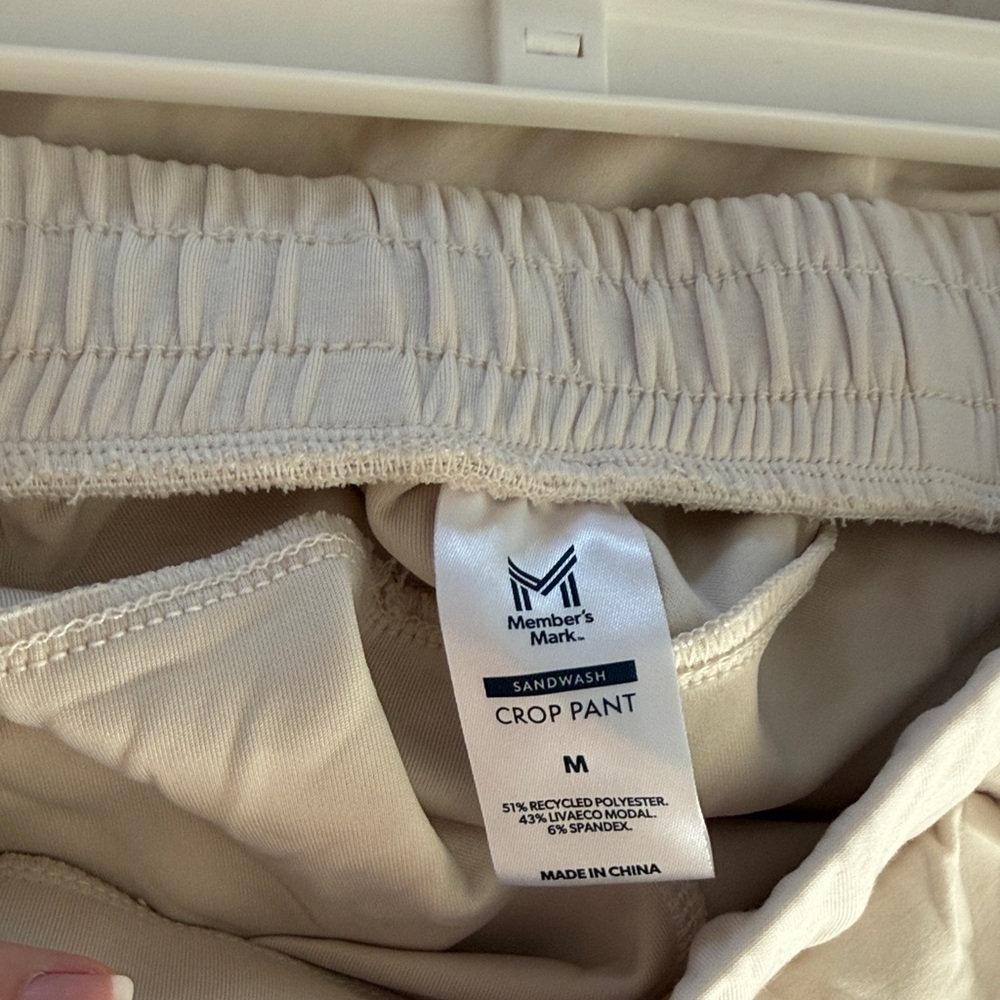Stylish Cream Jogger Set for Women - Picture 7 of 7